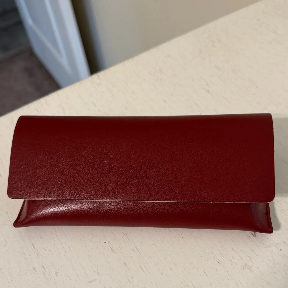 Radley London Women’s Burgundy Red Leather Glass Case / Excellent Condition